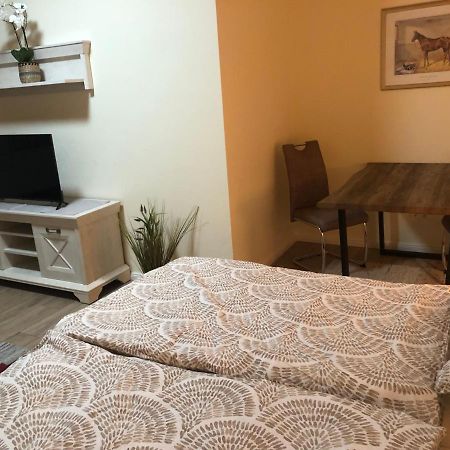 Ferienapartments Reitanlage Schenksolz Schenklengsfeld Buitenkant foto