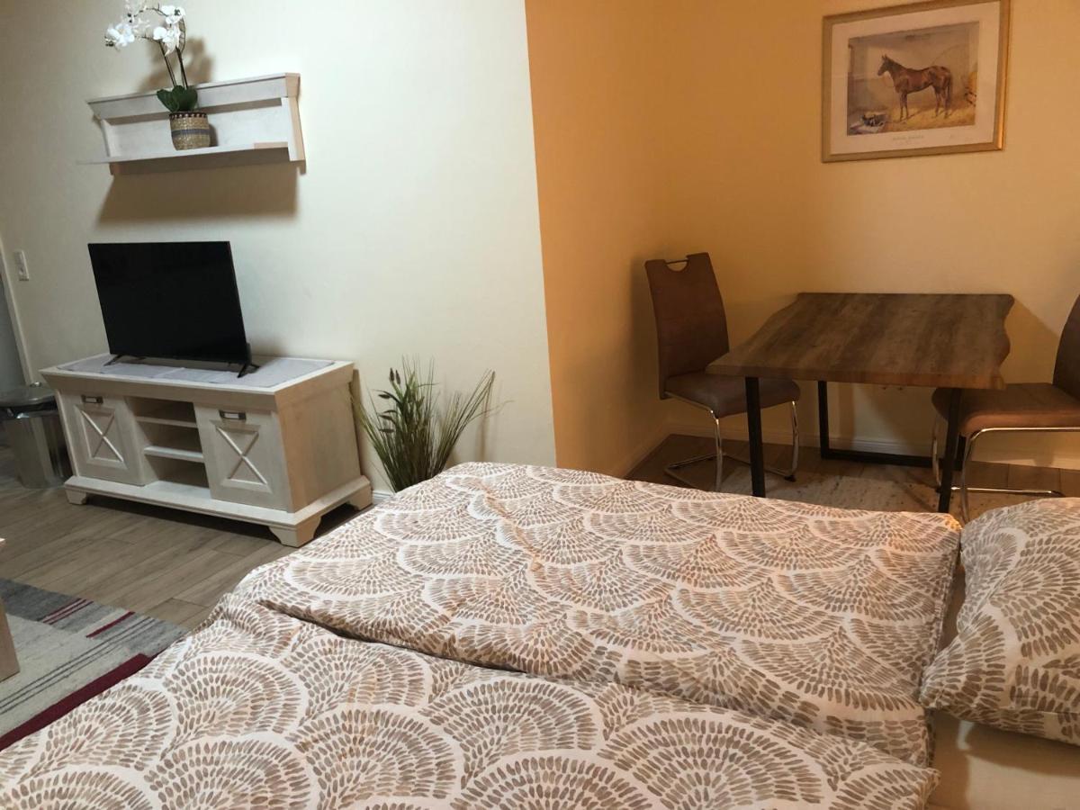 Ferienapartments Reitanlage Schenksolz Schenklengsfeld Buitenkant foto